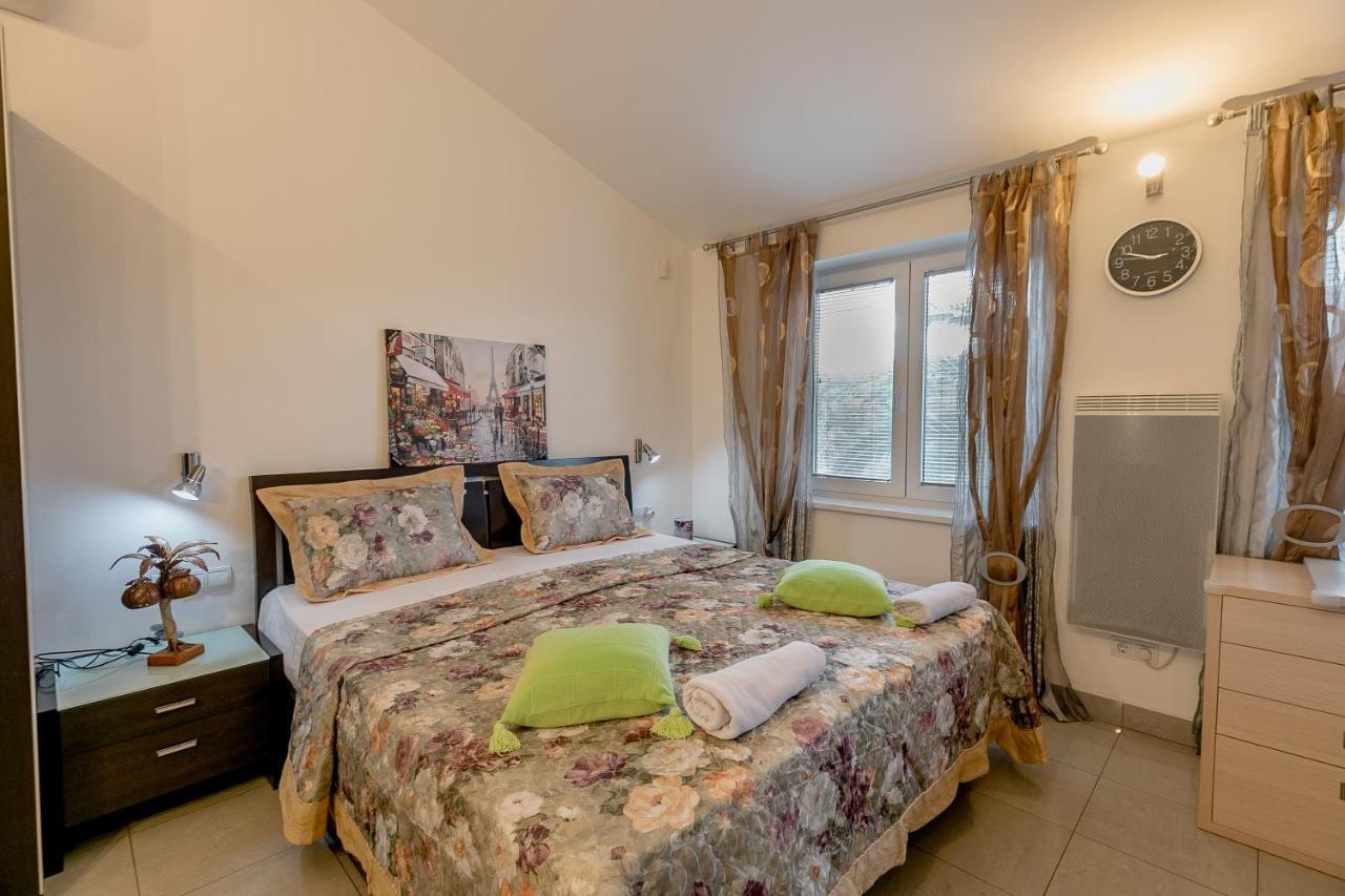 Olive Garden Apartment Petrovazzo Esterno foto