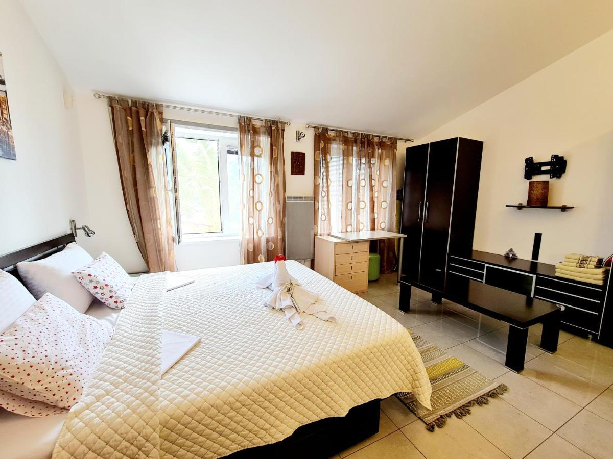 Olive Garden Apartment Petrovazzo Esterno foto